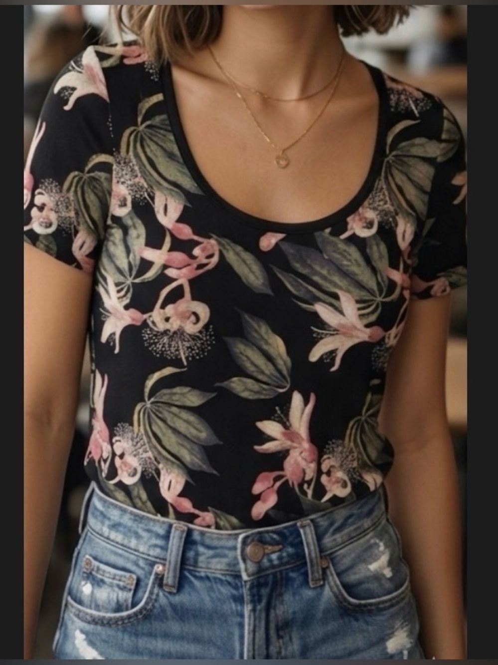Babaton Aritzia Floral Scoop Neck Top Black Pink Women’s Small